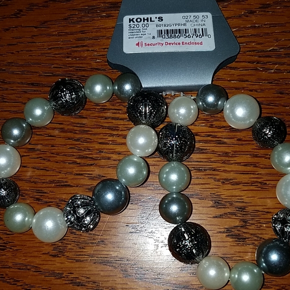 NWT bracelets - Picture 2 of 2
